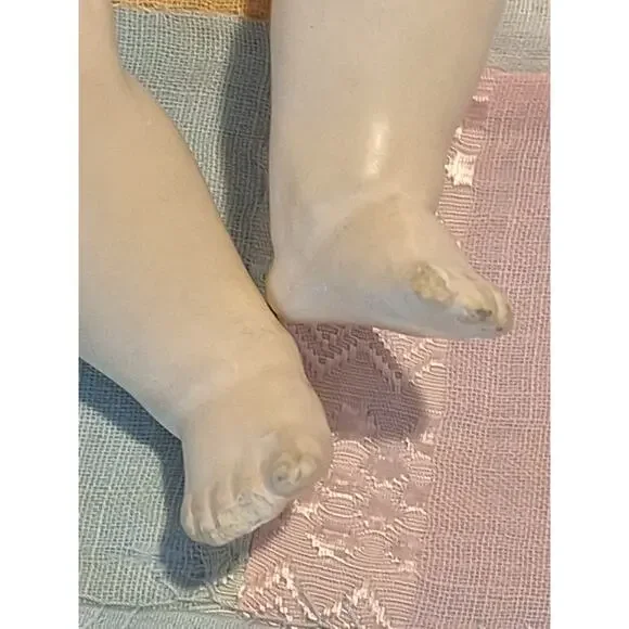 Antique German Bisque Head Doll Schoen Halbig S&H PB 4/0 w Clothing - Picture 7 of 13